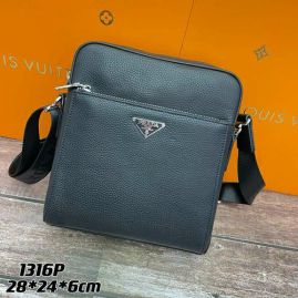 Picture of Prada Mens Bags _SKUfw153934327fw